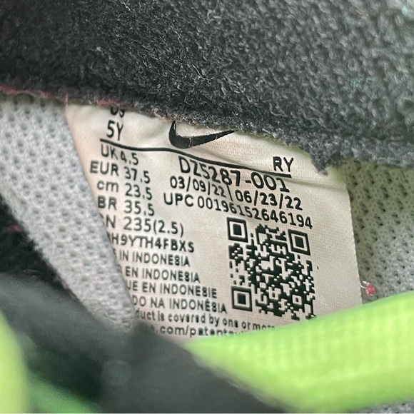 Nike Air Force 1 Low LV8 in Black Ghost Green (Halloween) - Picture 5 of 11